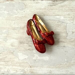 Vintage Ruby Red Slippers Wizard of Oz Dorothy Shoes Pin 2in